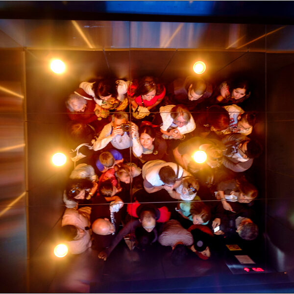  Chicago (Illinois): interno di un ascensore della Willis Tower - © Massimo Vespignani