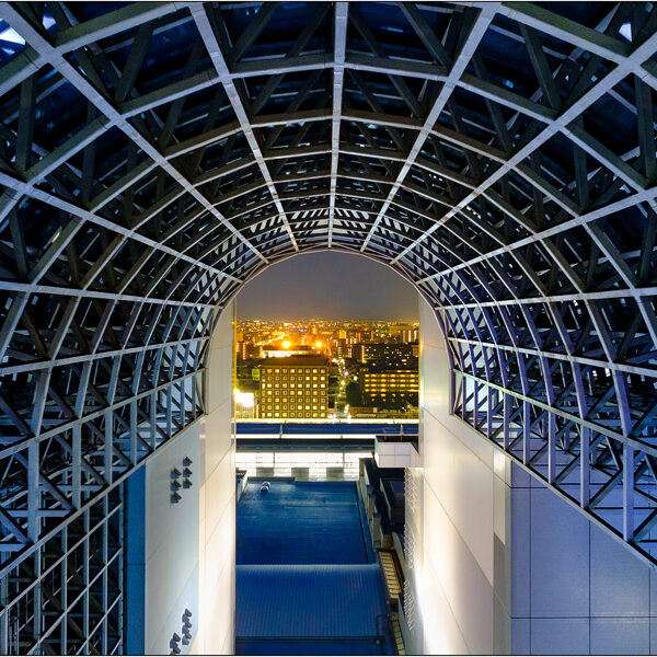 Kyoto Station (Giappone) - © Massimo Vespignani