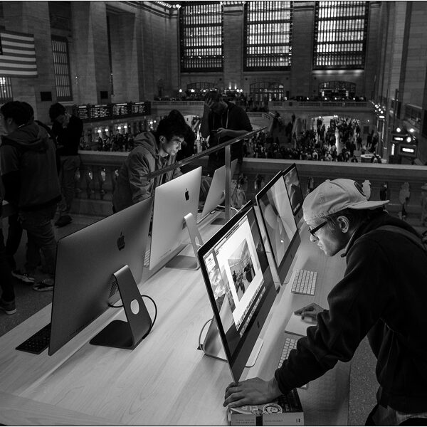  New York: Apple Store all'interno del Grand Central Terminal - © Massimo Vespignani