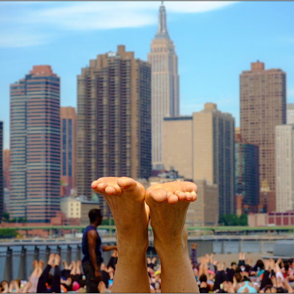 New York: ginnastica di gruppo a Long Island City - © Massimo Vespignani