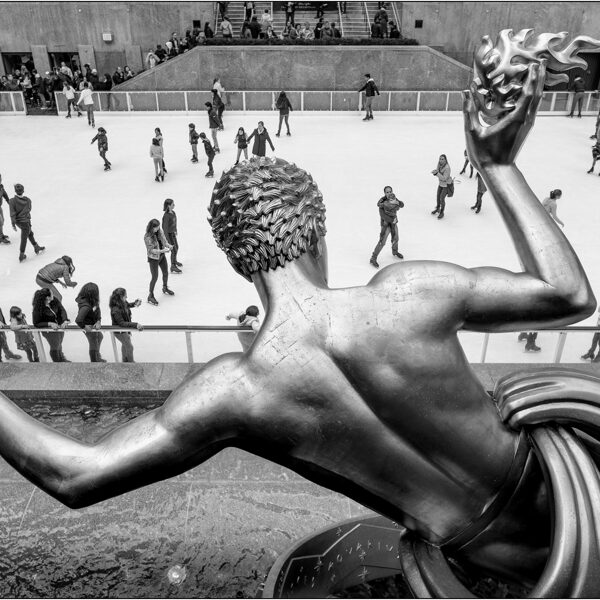  New York: pista di pattinaggio su ghiaccio al Rockefeller Center - © Massimo Vespignani