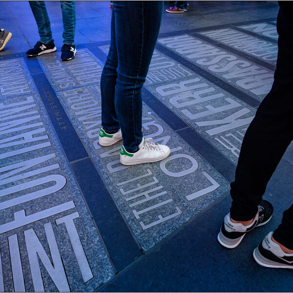  New York: la pavimentazione di Father Duffy Square - © Massimo Vespignani