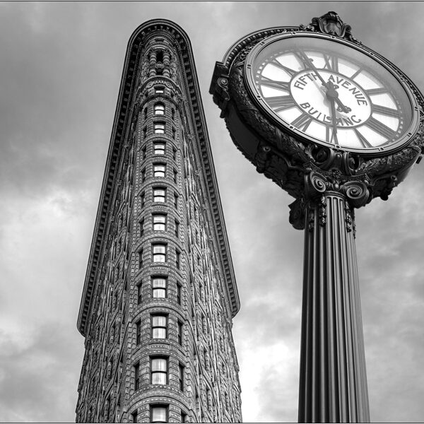  New York: l'iconico orologio di fronte al Flatiron Building - © Massimo Vespignani