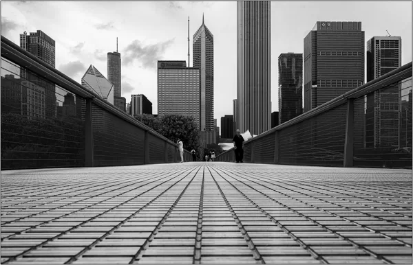 Chicago: ponte pedonale di accesso all'Art Institute of Chicago - © Massimo Vespignani